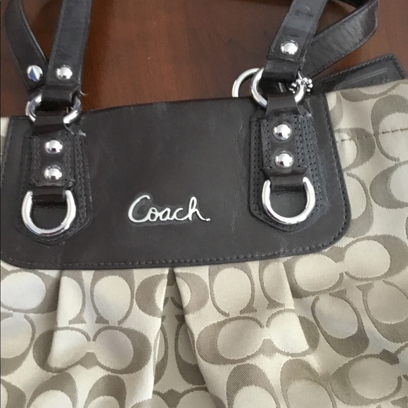 COACH PURSE - Picture 2 of 10
